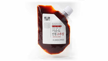 Gochujang white background 16x9