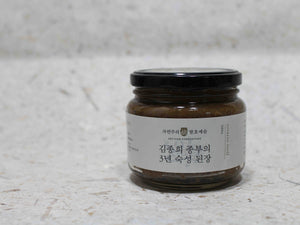 doenjang fermented soybean paste natural backkground 4x3