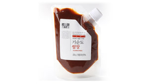 ssamjang sauce plain white background 16x9